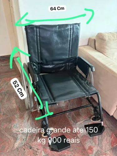 Cadeira de roda grande