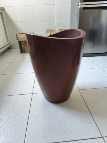 Vaso planta 51 cm de altura x 40 cm diâmetro 