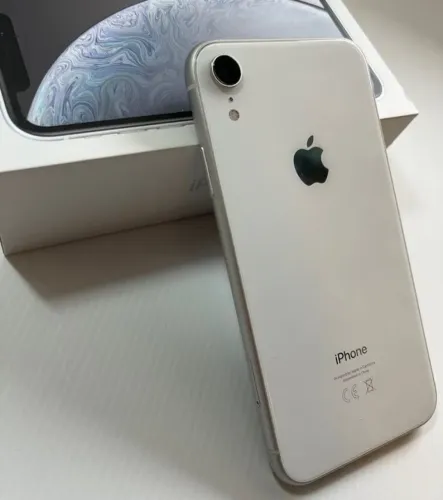 iPhone XR 128g pegando Face ID bateria 100% vai com fone com com capinha e carregador