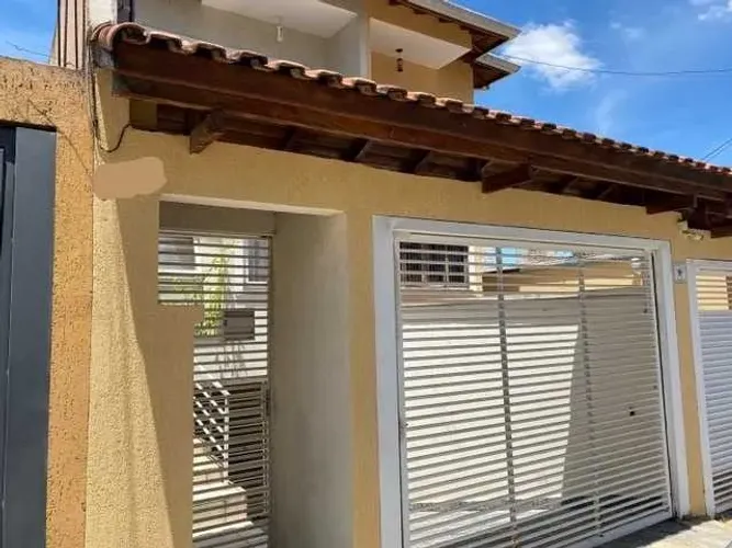 Lindo Sobrado a venda na Vila Yara