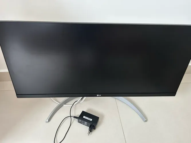 Monitor LG