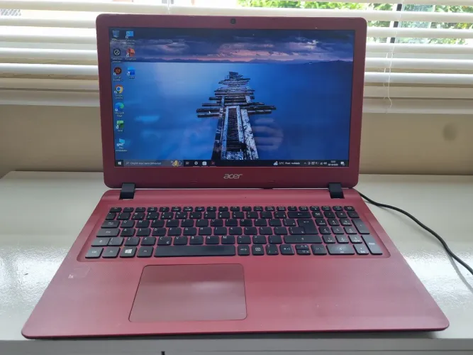 Acer Aspire ES1-572|Core i5 6G|8GB|SSD 240GB