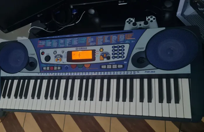 Teclado Yamaha PSR-260 Completo + Suporte + Capa
