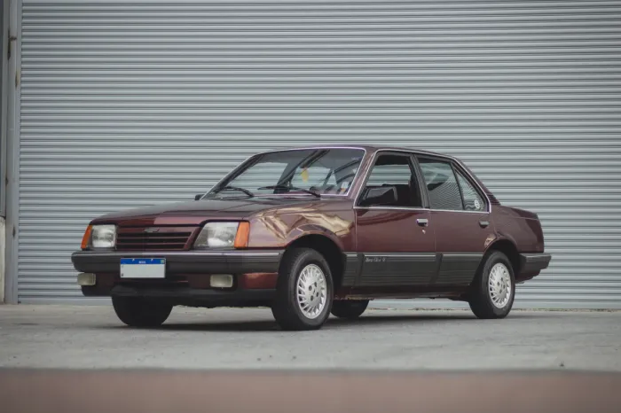 Chevrolet Monza Classic SE 2.0 /mpfi E EFI 2P E 4P 1990