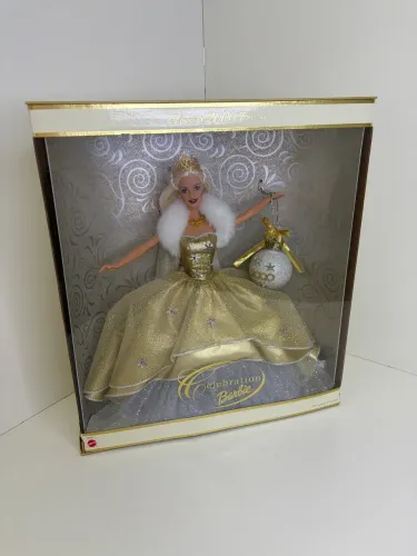 Boneca Barbie Celebration Holiday 2000 na caixa