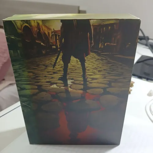 Vendo Box Roma 1° temporada c/ box MDF.