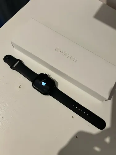 Apple Watch Series 10 GPS ? Caixa preta brilhante de alumínio - 46 mm