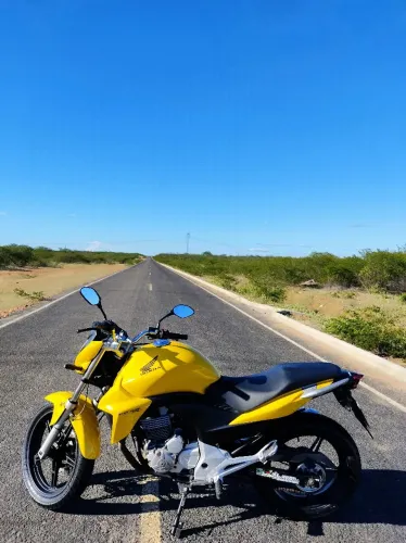 Honda CB 300 Revisada - Documento em dia - Pronta pra rodar