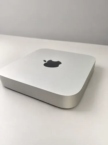 Apple Mac mini M2 - 8 GB RAM | 256 GB SSD