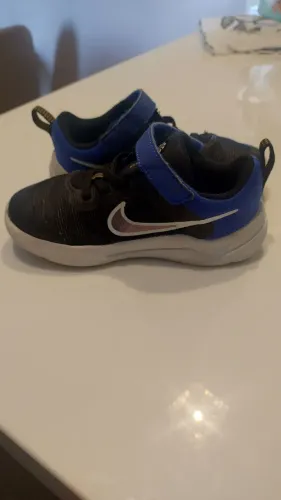 Tenis nike infantil n° 26