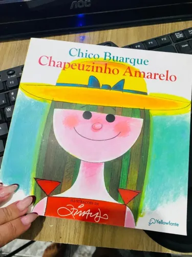 Livro Infantil Chapeuzinho Amarelo - Chico Buarque