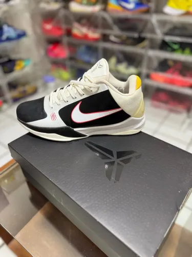 Nike Kobe Bruce Lee alternate