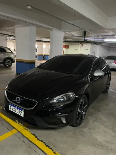 Volvo V40 T-5 R-design 2.0 Aut. 2016