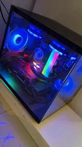 Pc Computador Gamer sem placa de vídeo - Ryzen 7 5700 + B550 + 16gb ram + 500gb ssd