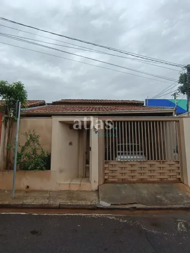 Casa à Venda no Bairro Cecap Localização Estratégica
