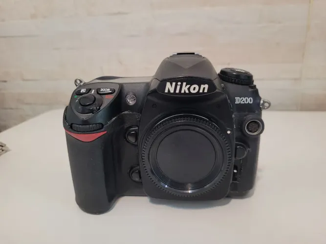 Camera DSLR Nikon D200 CCD Lendária 