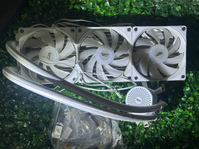 Water Cooler Aigo Darkflash 360mm ARGB Branco (Seminovo)