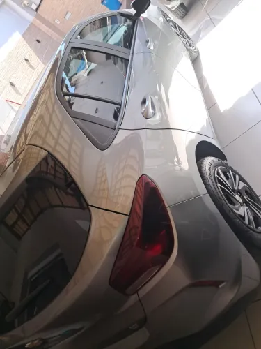 Caminhão (onix lt 2025 v/t)