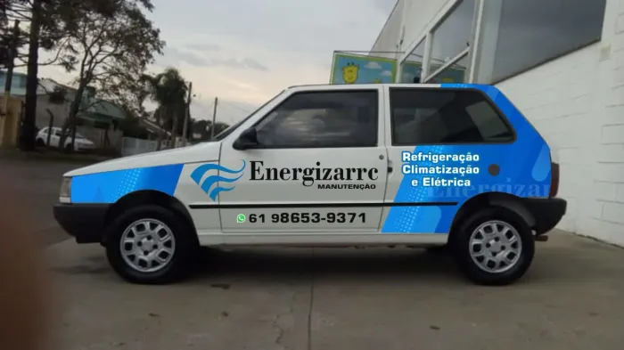 Adesivo automotivo