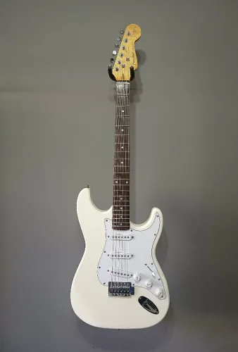 Guitarra Stratocaster Fender 