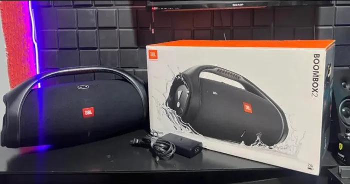 Caixa de Som JBL Boombox 2 - Perfeita / Pouco Uso (Na Caixa)