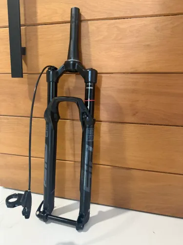 Suspensão Rock Shox Sid Select + 100mm Boost