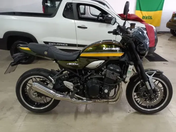 KAWASAKI/Z900 RS 21/22 VERDE METÁLICO(MUITO LINDA)E KM BAIXÍSSIMOIMPECÁVEL!!