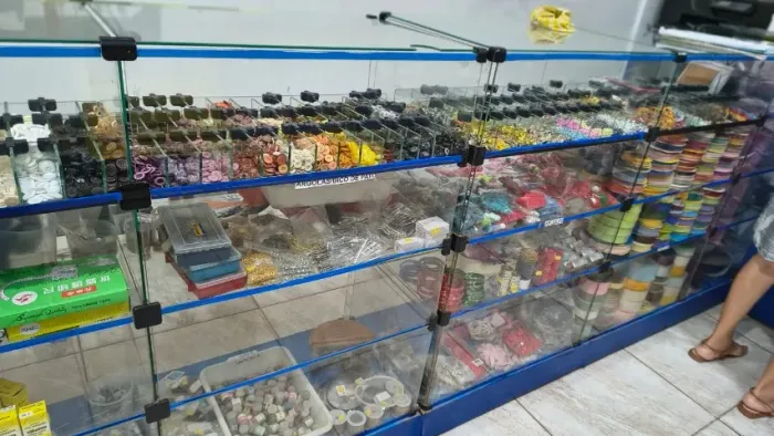 VENDO ARMARINHO, PAPELARIA E COPIADORA COMPLETO