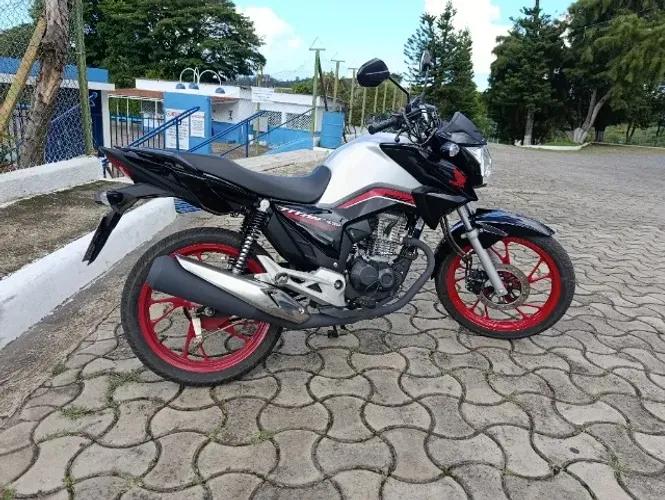 Cg Titan 160. Edição especial 40 anos. 2023