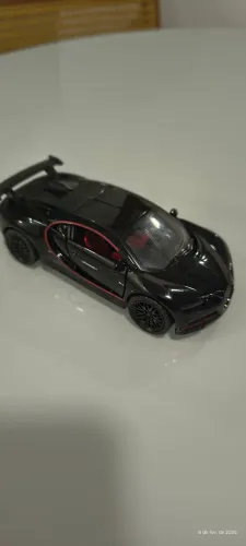 carrinho de Metal Bugatti Chiron Preto Escala 1/32 colecionável