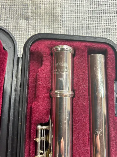Flauta Transversal Yamaha YFL-211 ll