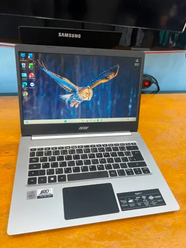 Notebook acer semi-novo