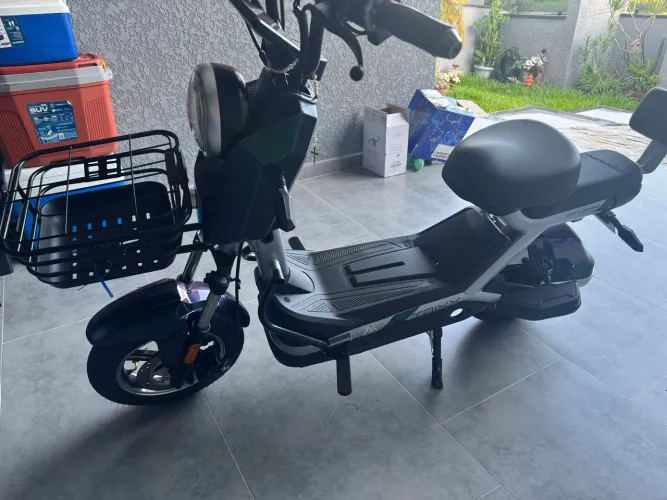 Vendo moto elétrica