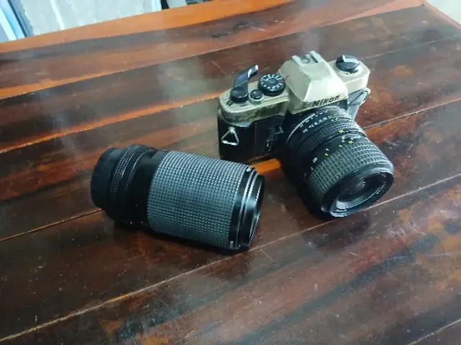 CAMERA FM10 COM LENTES 70-210 E 35-70 NIKON
