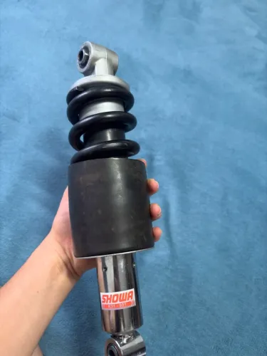 Amortecedor Showa K31-901