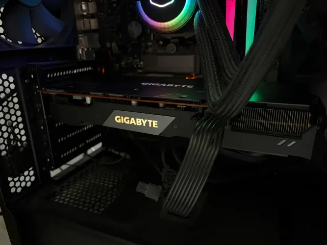 Vendo/Troco Rx 5600 Xt 6gb triple fan Placa de vídeo