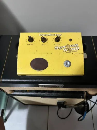 Pedal Danelectro- Spring king