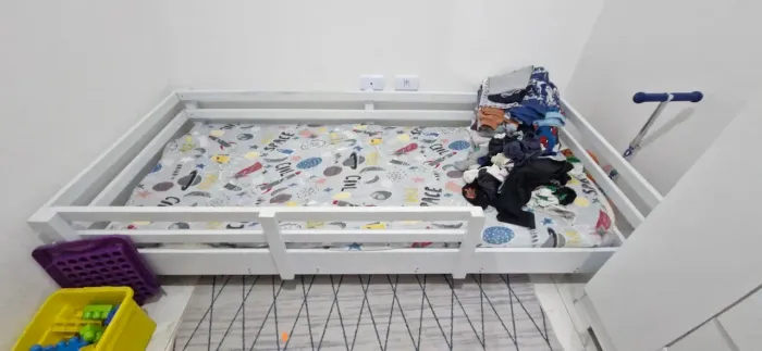Cama infantil montesoriana