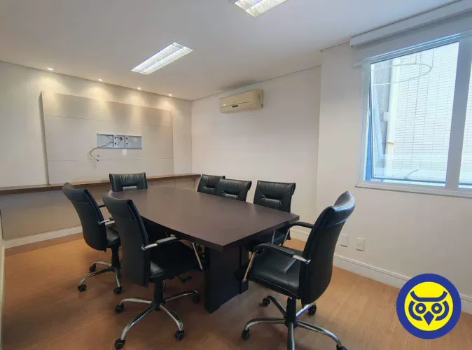 Excelente sala comercial para Locação na Trindade Florianópolis