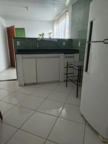 Aluga-se excelente apartamento no bairro Granja dos cavaleiros