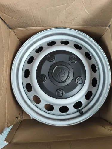 Vendo 2 jogos de rodas scudo Fiat/ Citroen/Peugeot 