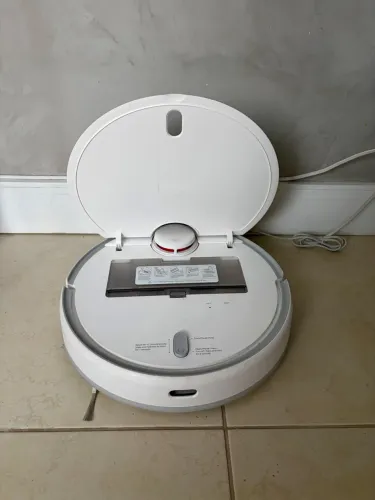 Robô Aspirador Xiaomi Mi Robot Vacuum-Mop 2 - Aspira e Passa Pano
