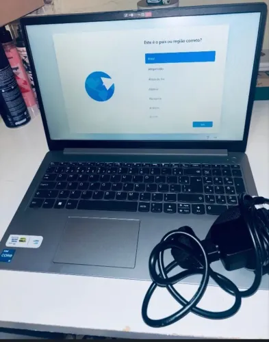 VENDO NOTEBOOK LENOVO IDEAPAD I3 , PRA LEVAR LOGO!!!