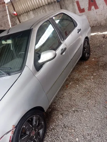Fiat Siena EL Celeb. 1.0 MPI Fire Flex 8V 4P 2012