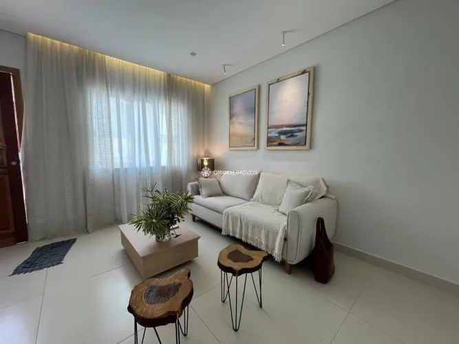 Casa Mobiliada por 750 mil - Em Condomínio a poucos passos da Praia em Búzios