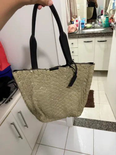 Bolsa osklen pirarucu 