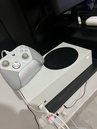 Xbox series s com controle game sir g7 pro