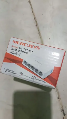 Switch de Rede Mercusys MS105 5 Portas - Novo