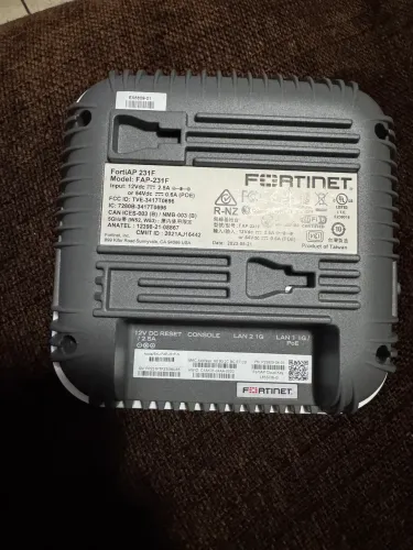 Access Point Fortinet FortiAP 231F Wi-Fi 6