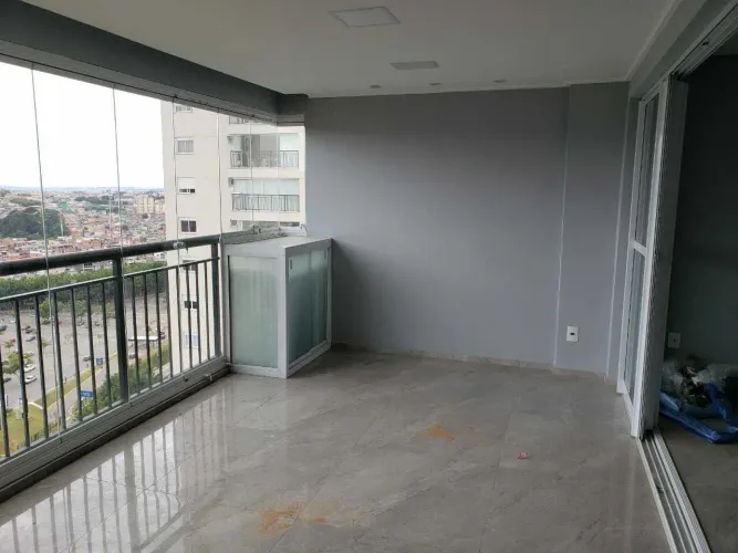 Apartamento em Avenida Bartholomeu de Carlos - Jardim Flor da Montanha - Guarulhos/SP